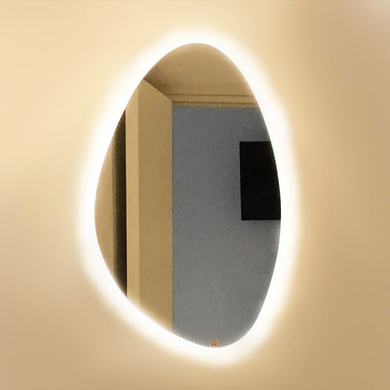 Led mirror 45X68cm - 60x80cm in the shape of a pebble