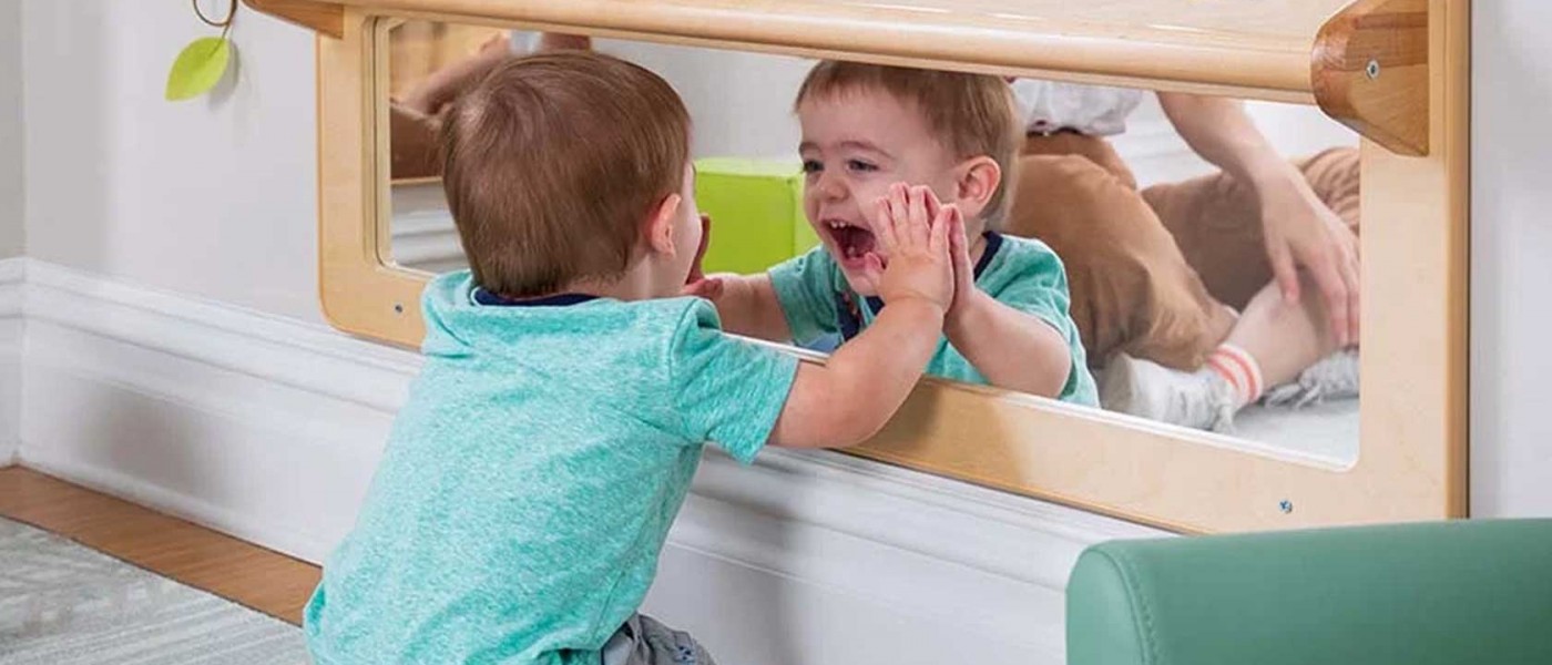 Καθρέφτης Montessori για βρέφη και παιδιά Καθρέφτης Montessori για βρέφη και παιδιά